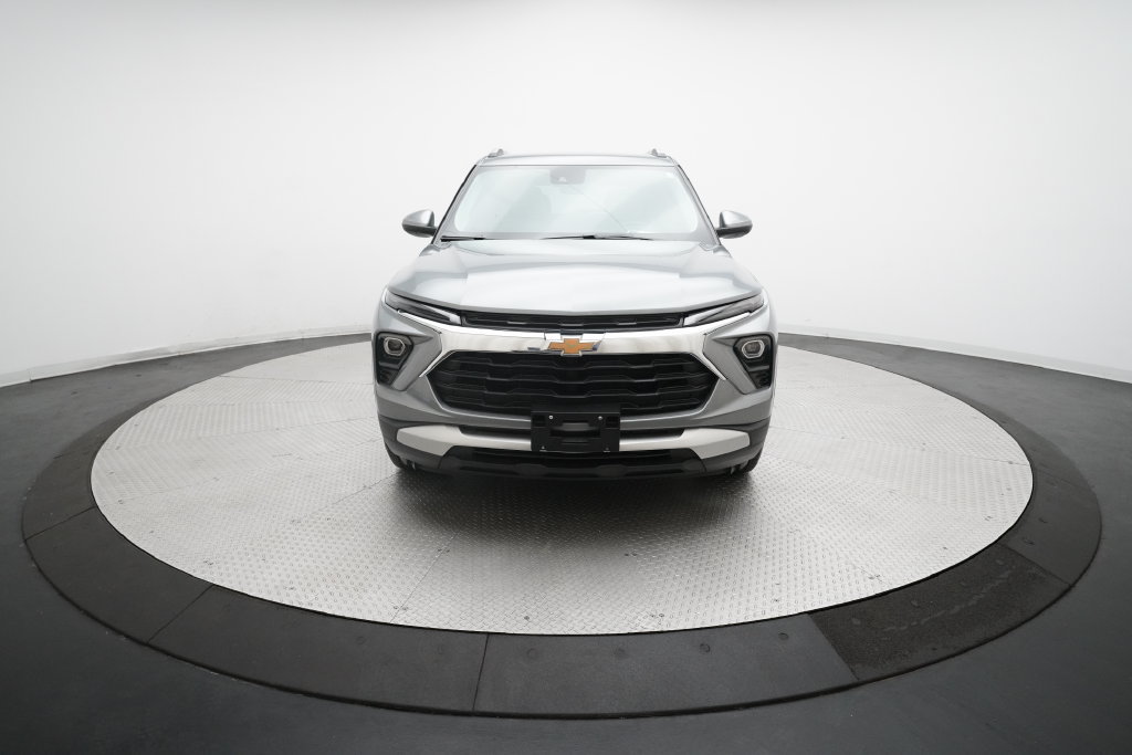 Used 2025 Chevrolet TrailBlazer LT AWD/4WD image 11