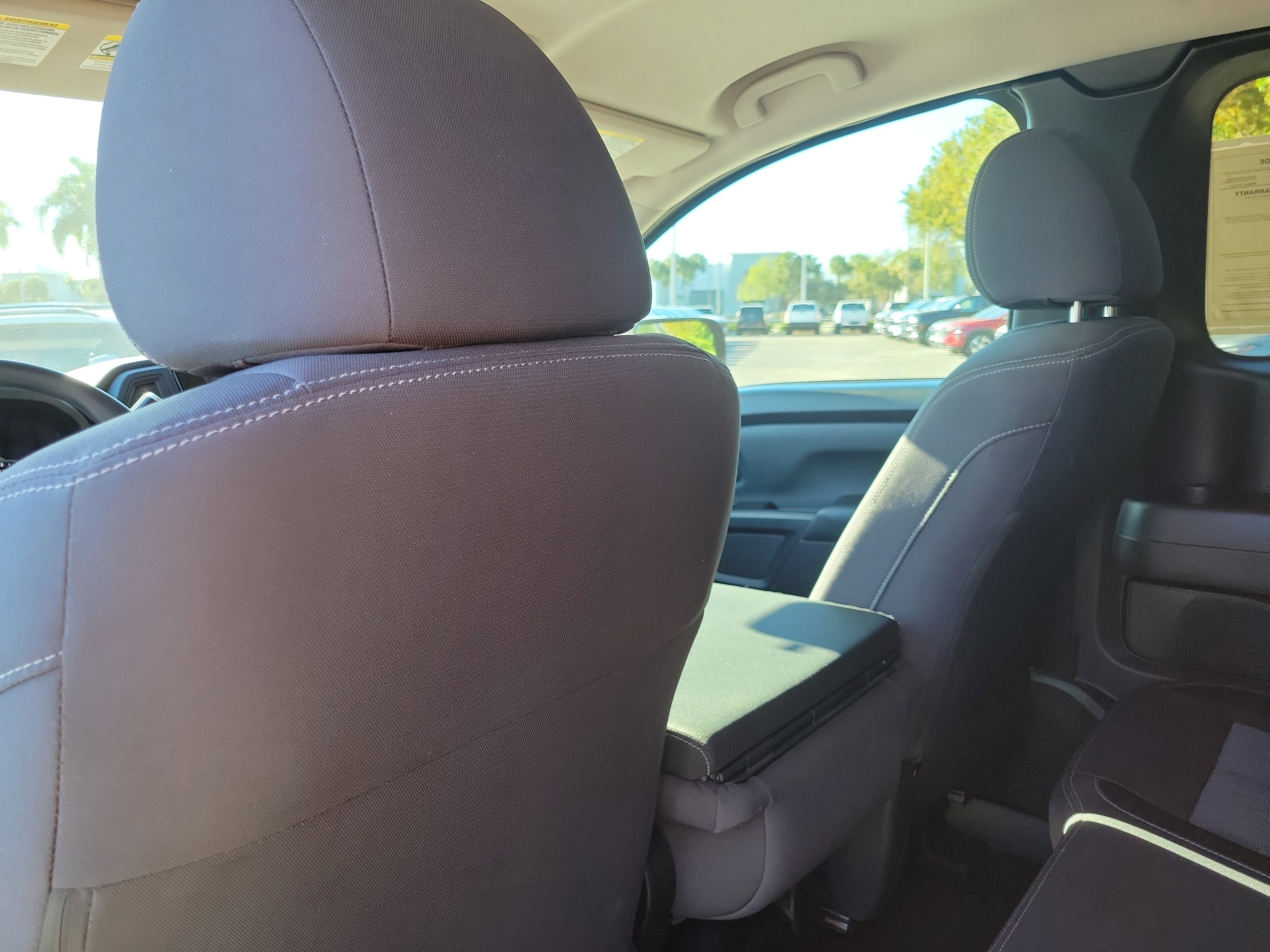 Used 2022 Nissan Titan S image 15