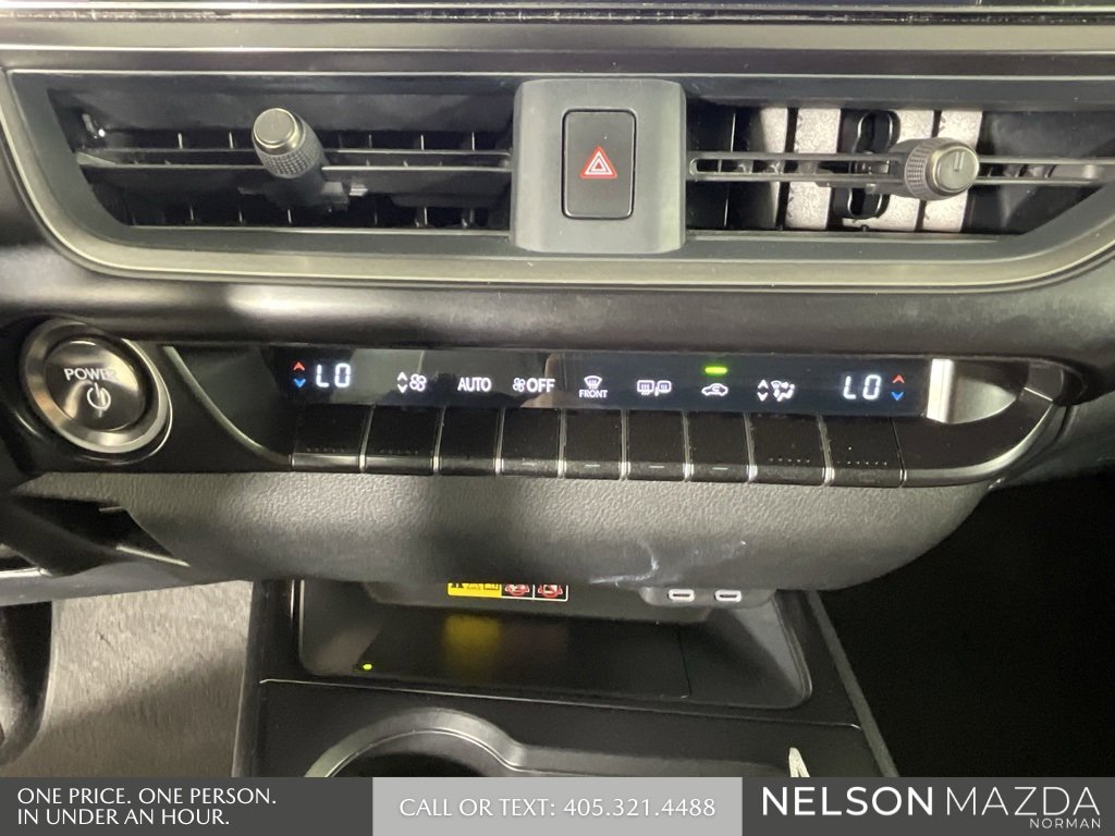 Used 2023 Lexus UX 250h FWD w/ Accessory Package (Z2) image 34