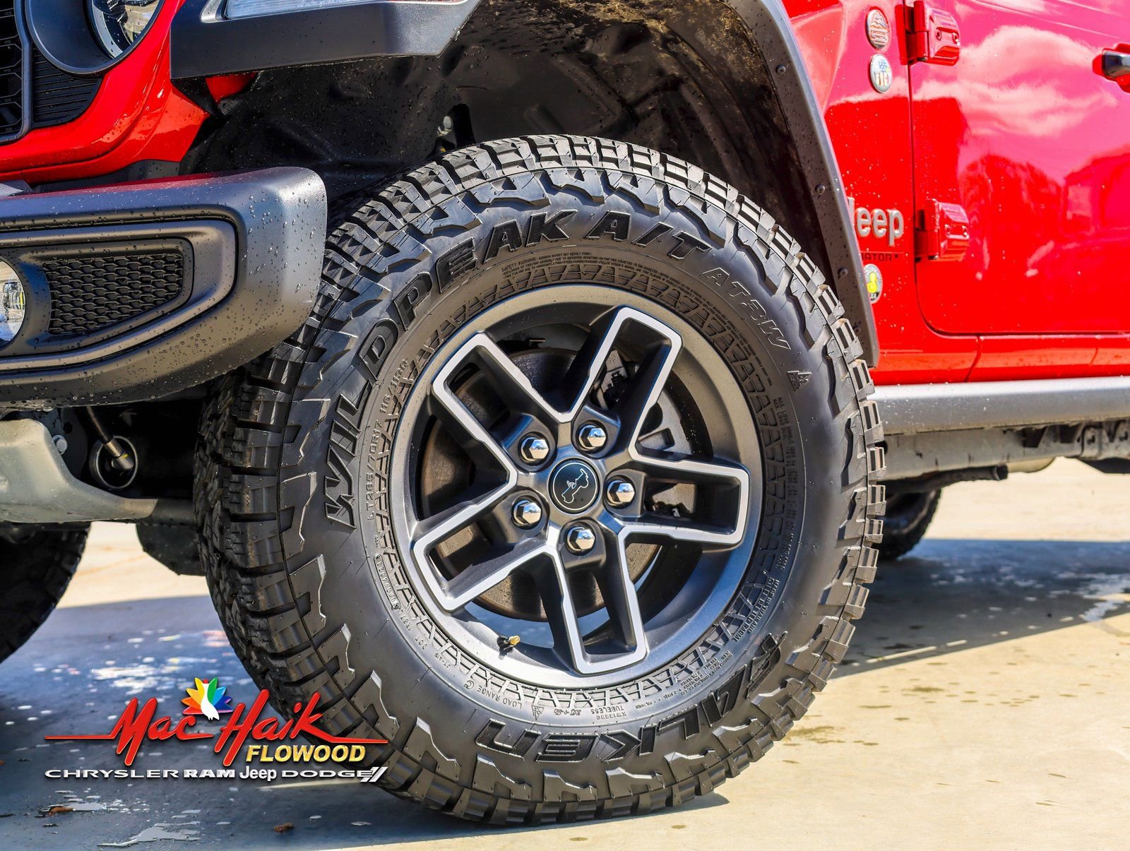 Used 2024 Jeep Gladiator Mojave w/ Safety Group image 2