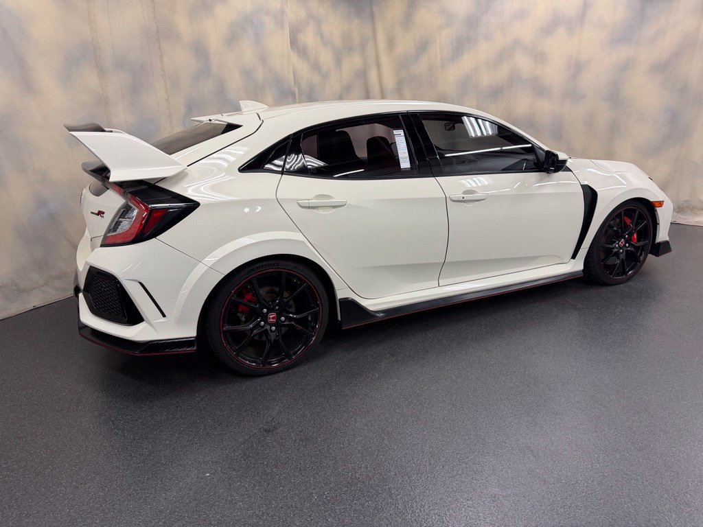 Used 2017 Honda Civic Type R image 10