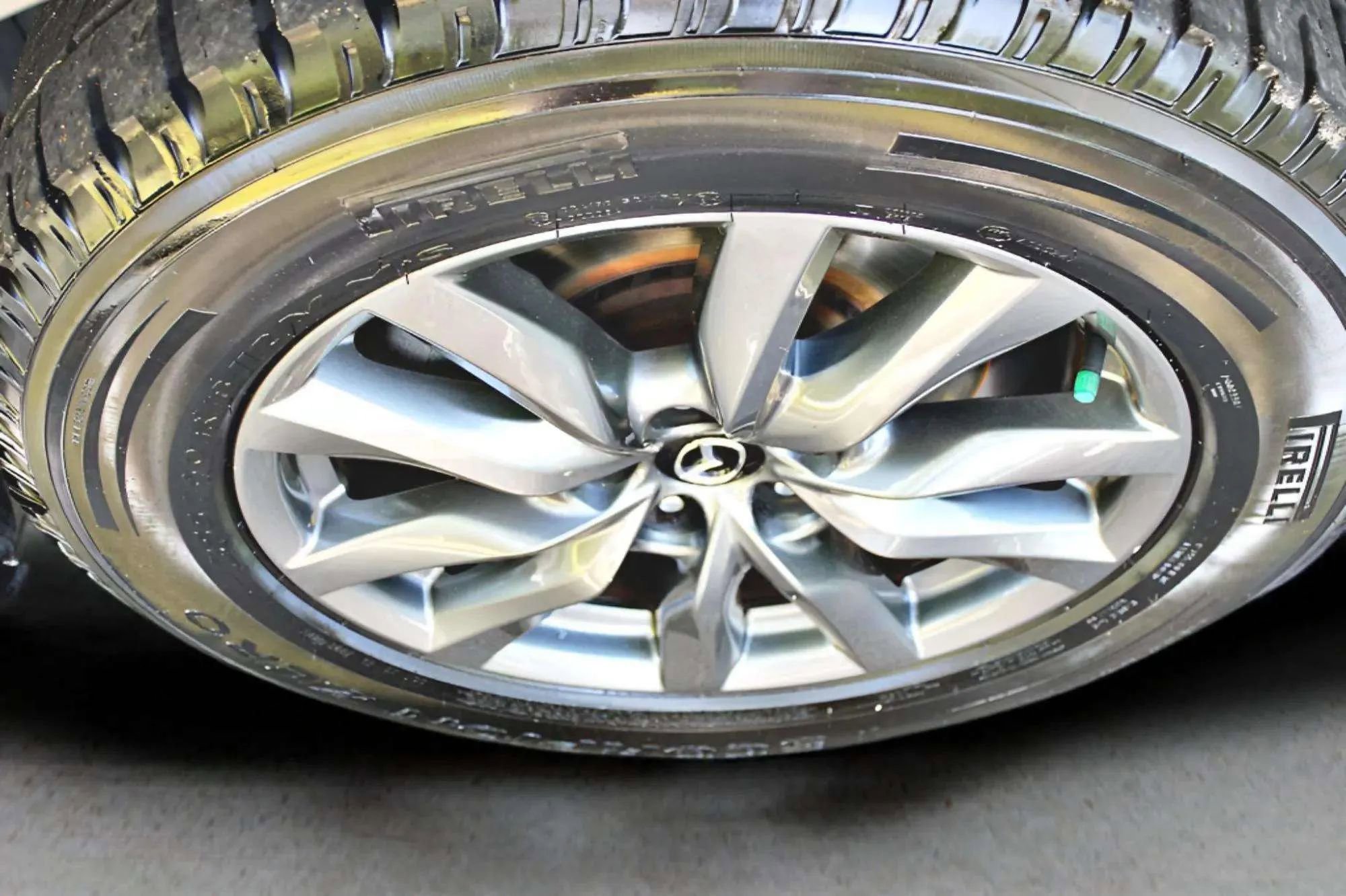 Used 2020 MAZDA CX-9 Touring FWD image 35