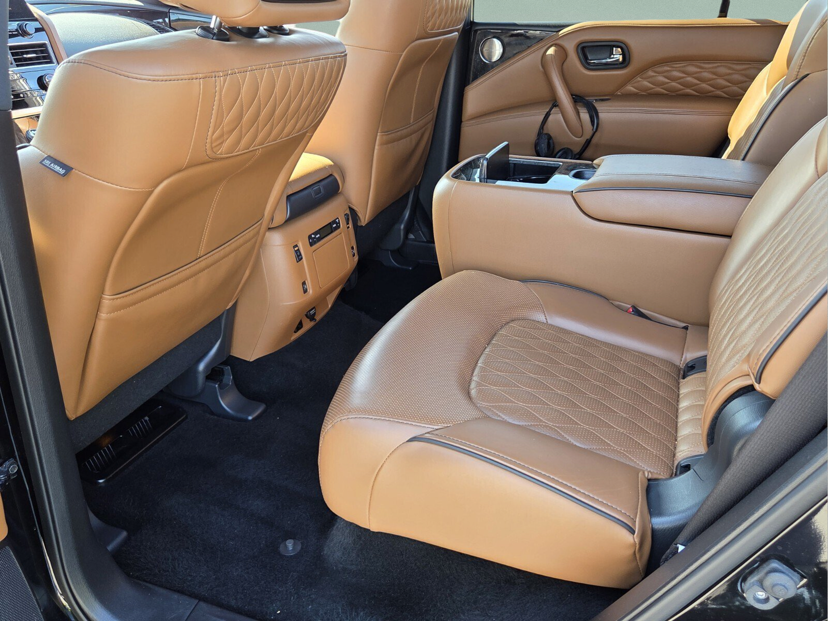 Used 2023 INFINITI QX80 Sensory w/ Cargo Package AWD/4WD image 10