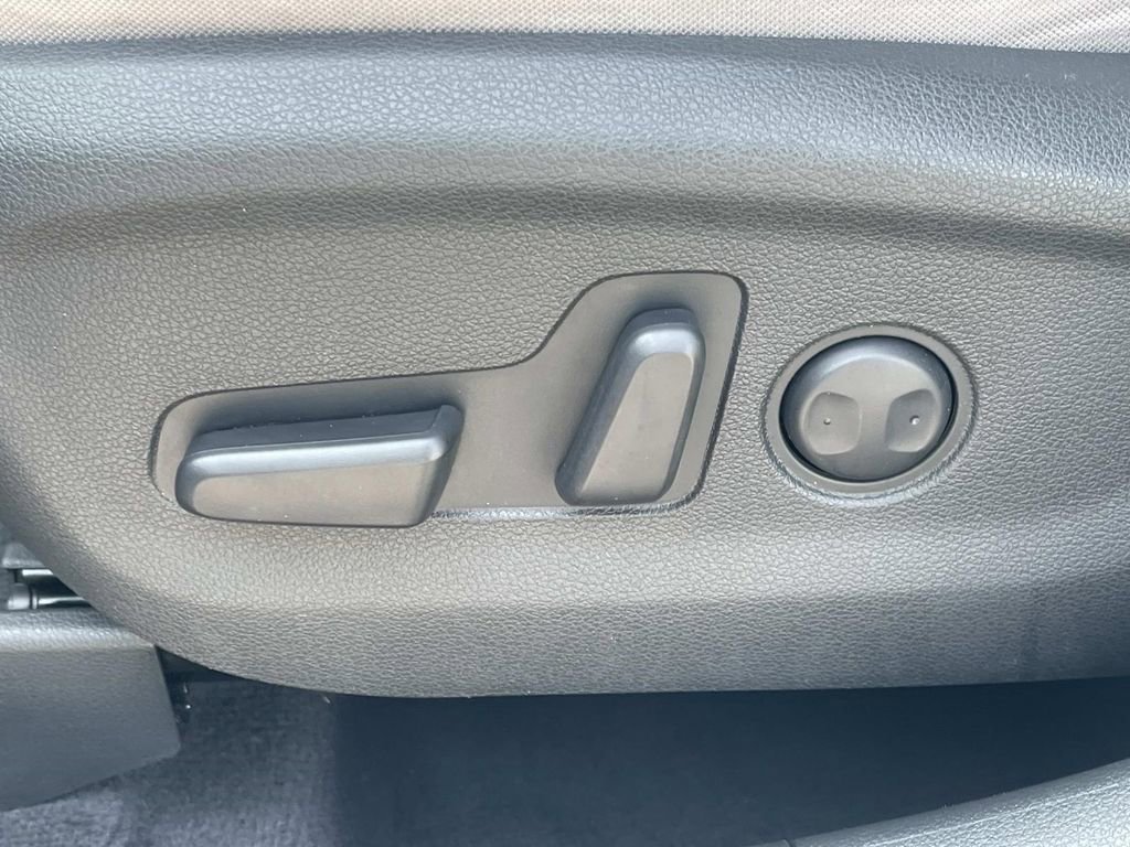 Used 2018 Hyundai Tucson SEL w/ Cargo Package FWD image 24