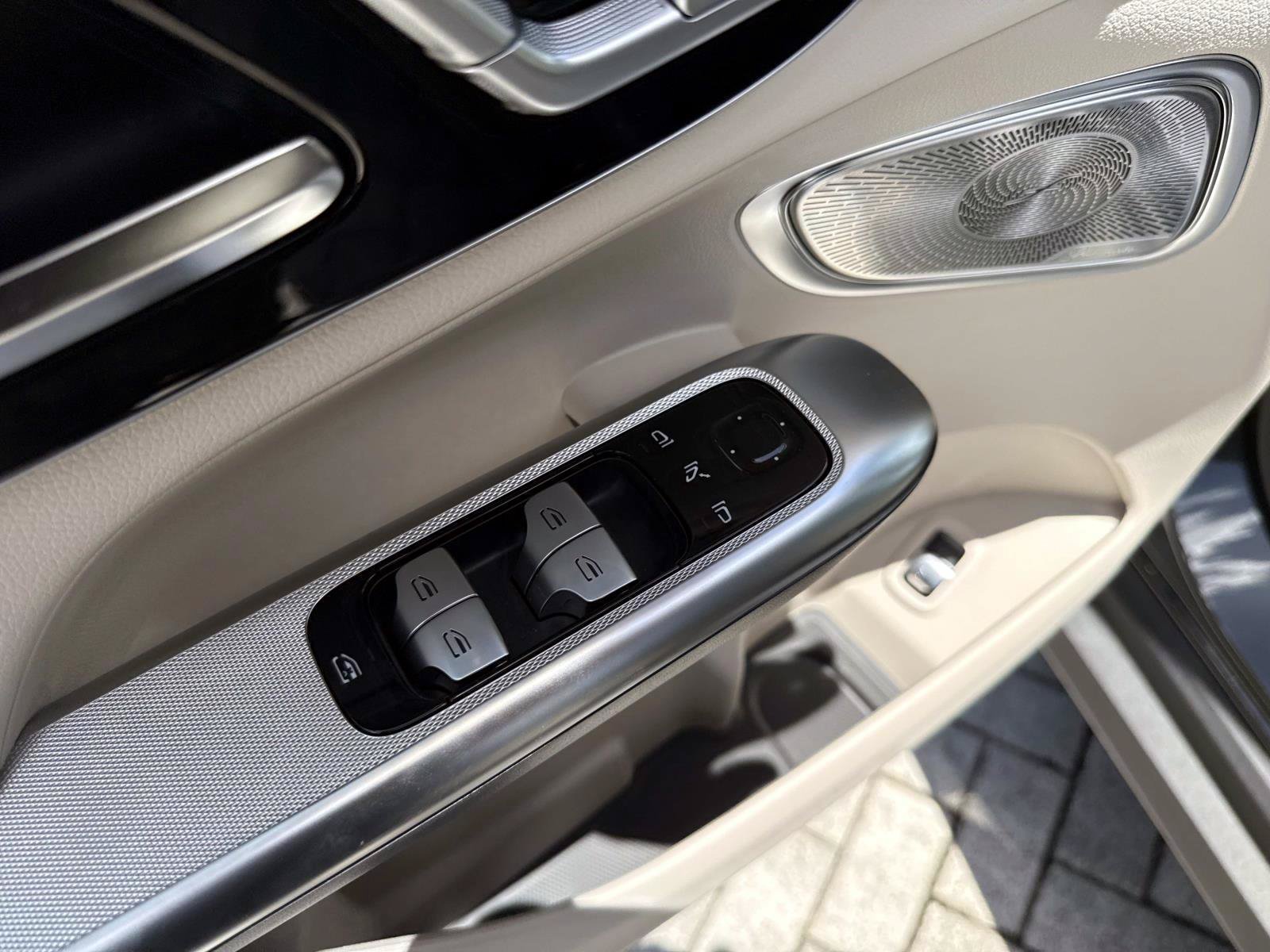 New 2027 Mercedes-Benz GLC 300 image 18