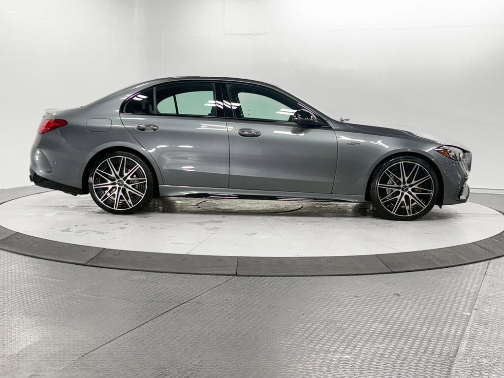 Used 2025 Mercedes-Benz C 43 AMG 4MATIC Sedan image 36