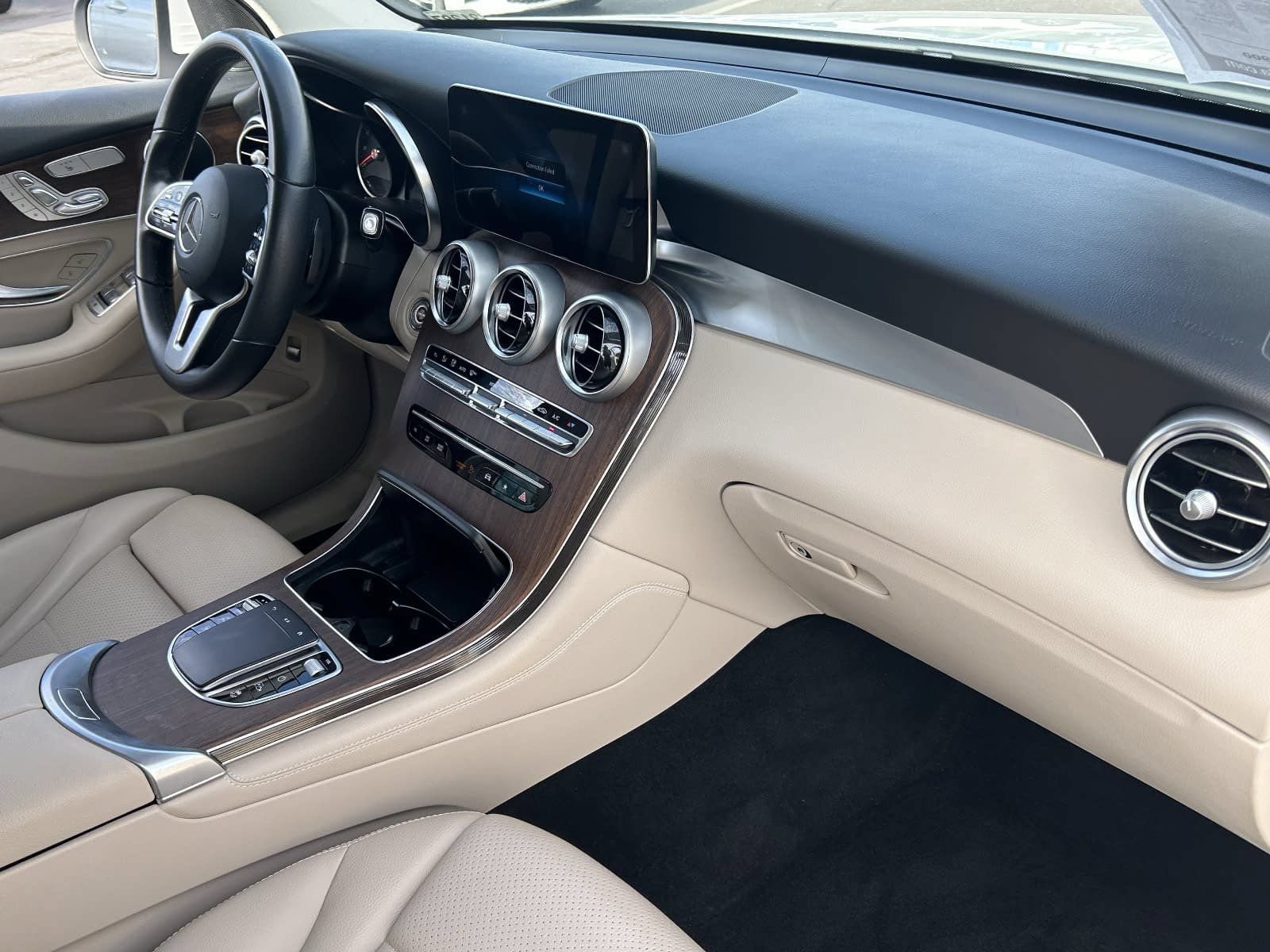 Used 2021 Mercedes-Benz GLC 300 image 15
