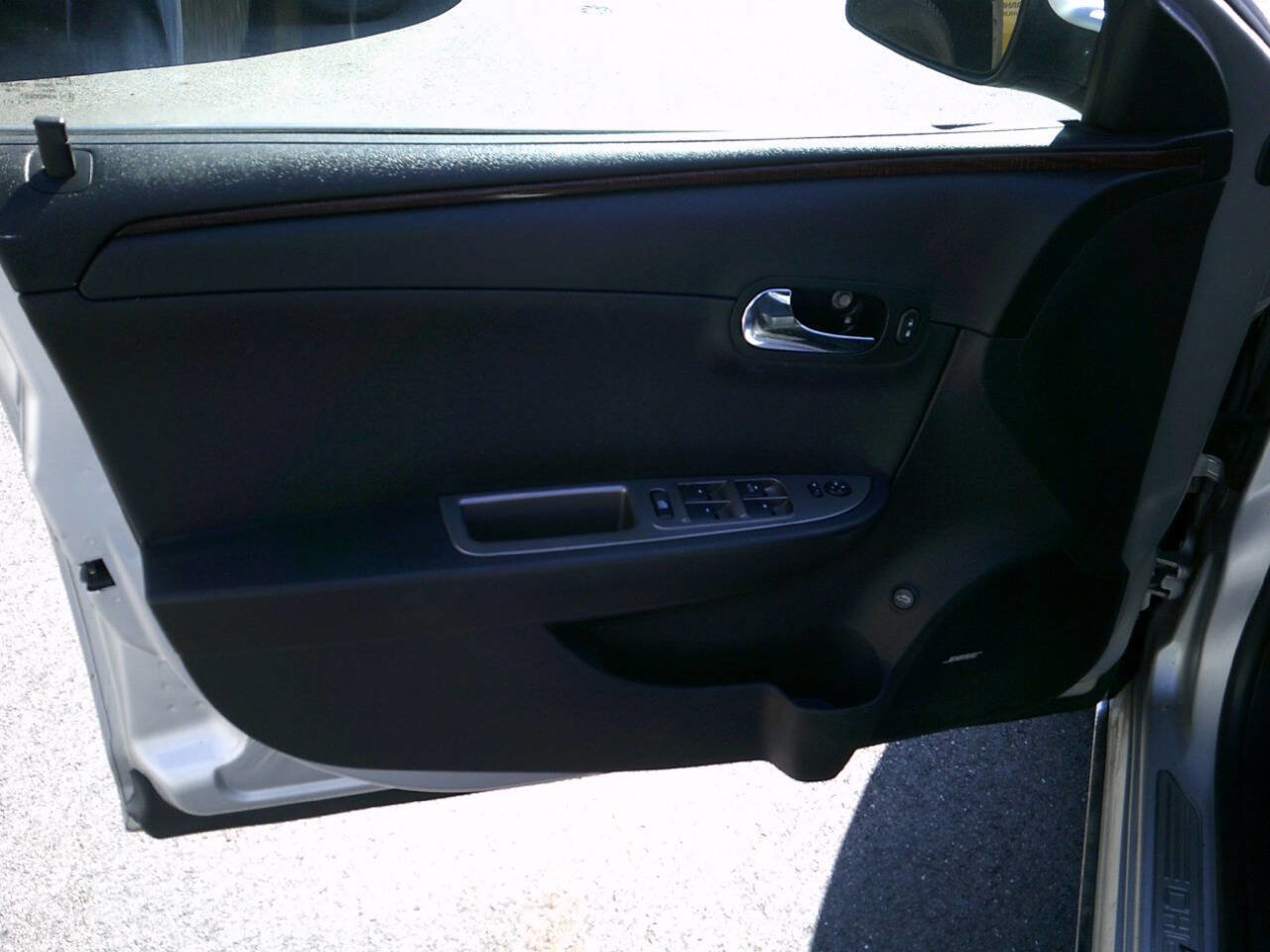Used 2011 Chevrolet Malibu LTZ FWD image 20