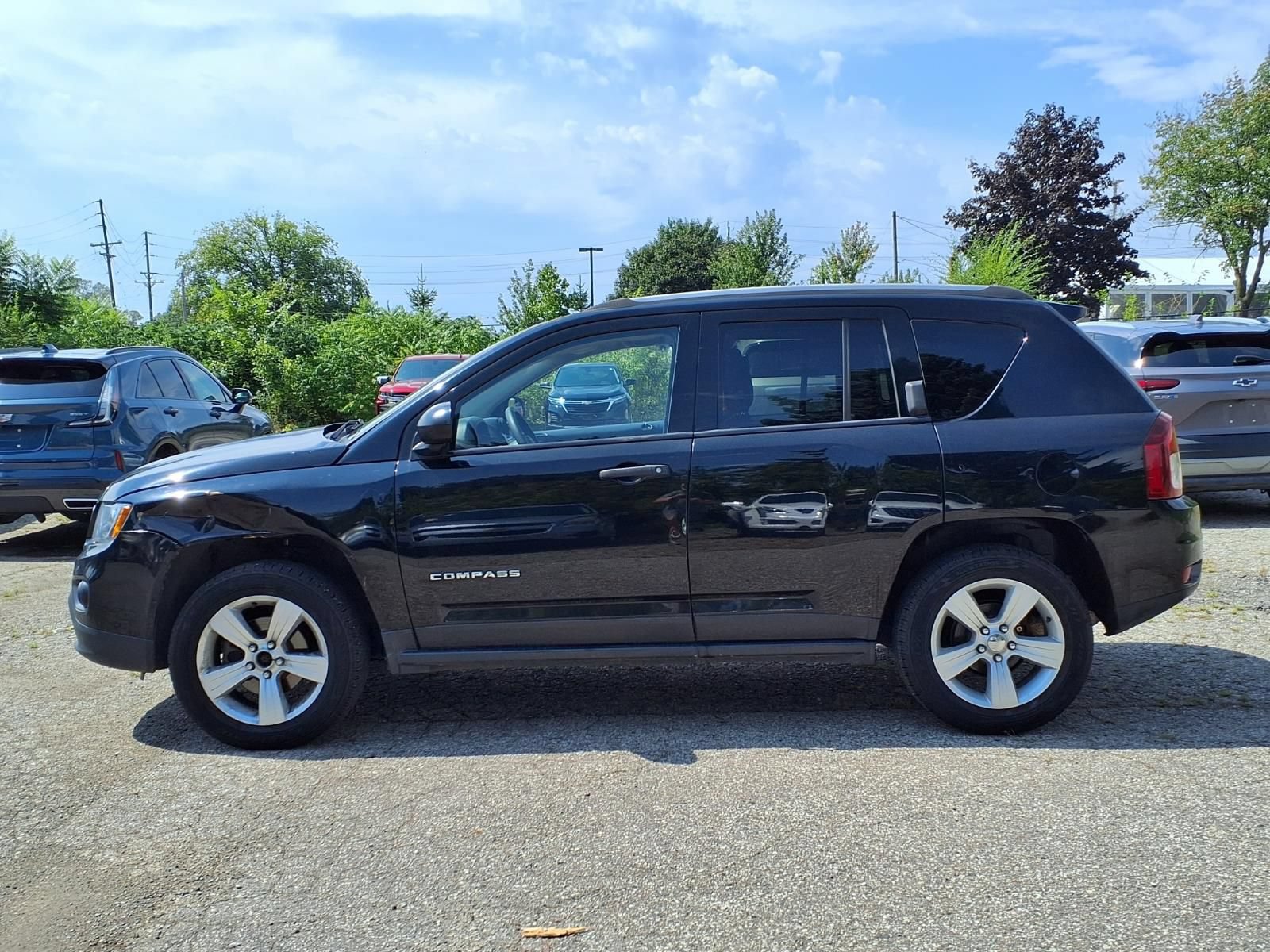 Used 2016 Jeep Compass Sport AWD/4WD image 8