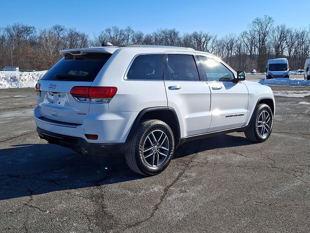 Used 2018 Jeep Grand Cherokee Limited image 9