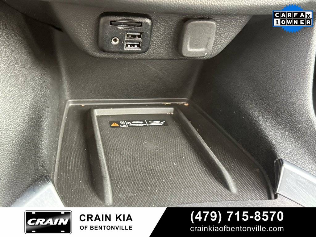 Used 2023 Chevrolet Traverse RS image 17