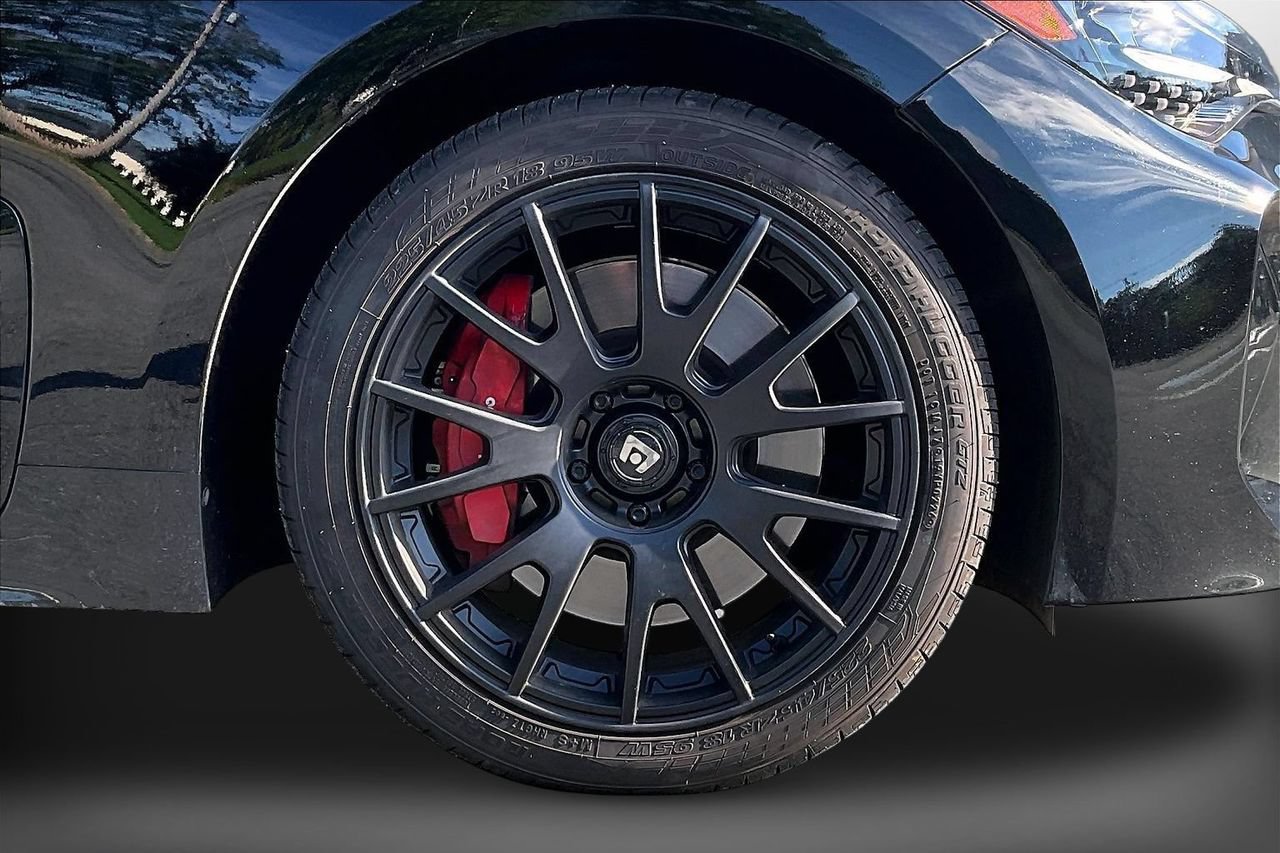 Used 2023 Kia Stinger GT-Line w/ Sun & Sound Package RWD image 35