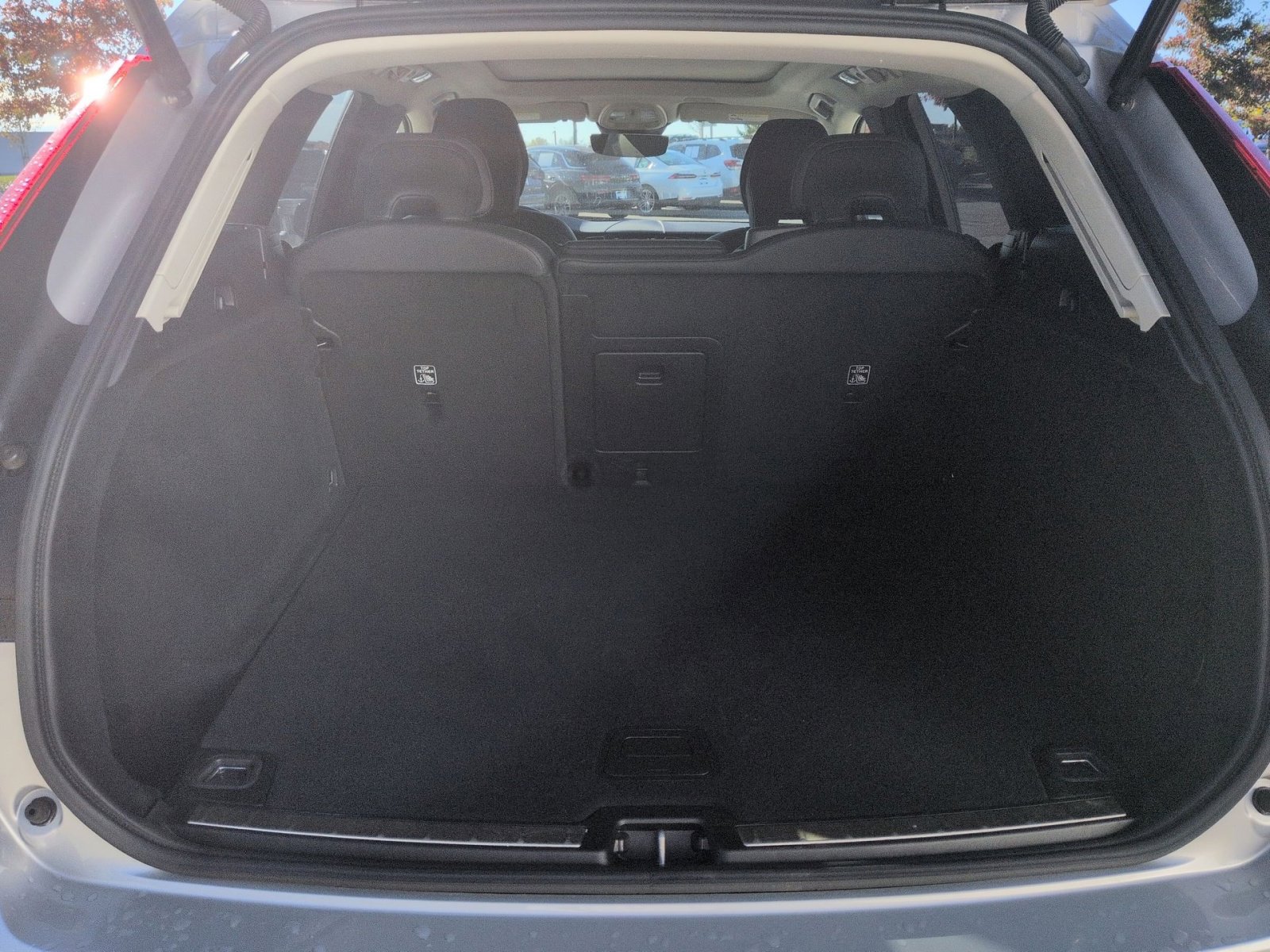 Certified 2025 Volvo XC60 B5 Plus image 26