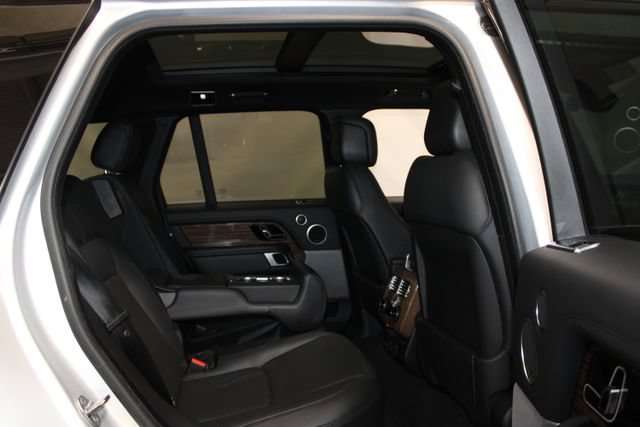 Used 2018 Land Rover Range Rover Supercharged AWD/4WD image 14