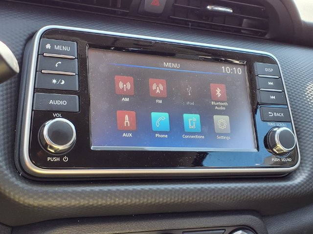 Certified 2025 Nissan Kicks Play S FWD image 6