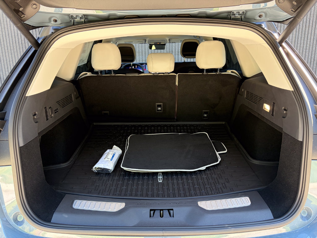 New 2026 Lincoln Nautilus Reserve AWD/4WD image 22