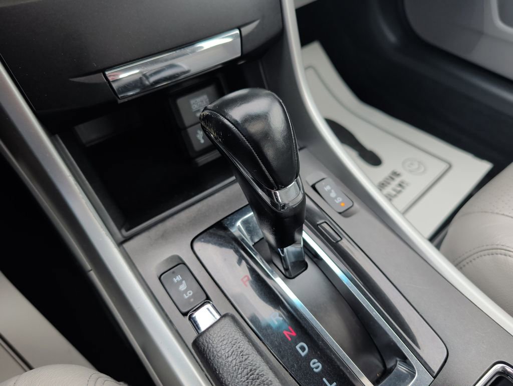 Used 2015 Honda Accord EX-L image 16
