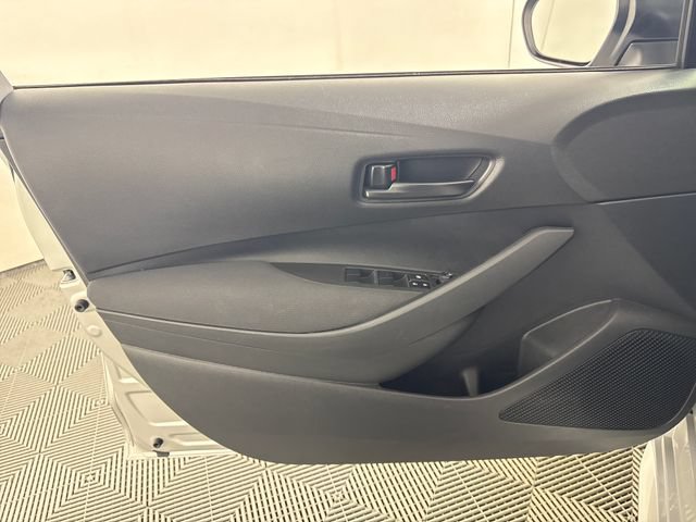 Certified 2025 Toyota Corolla LE FWD image 29