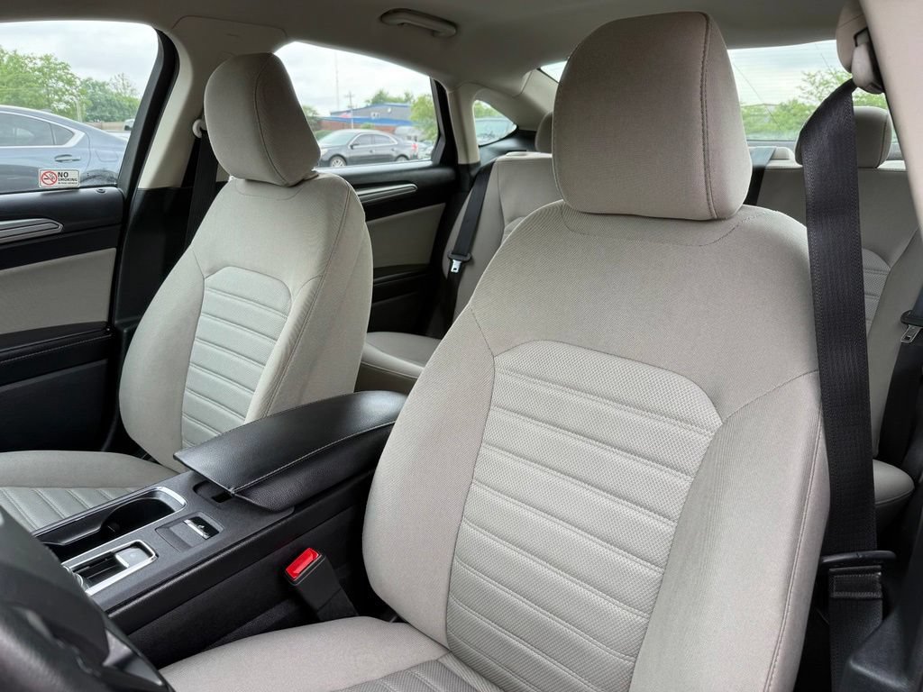 Used 2020 Ford Fusion S FWD image 11