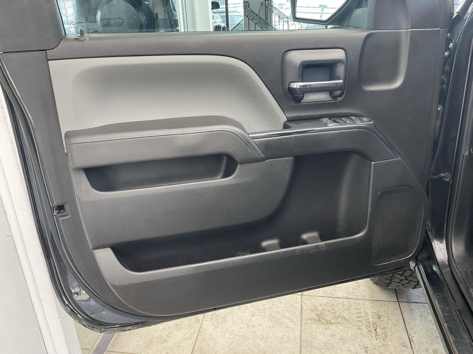 Used 2017 Chevrolet Silverado 1500 LS w/ Trailering Package AWD/4WD image 9