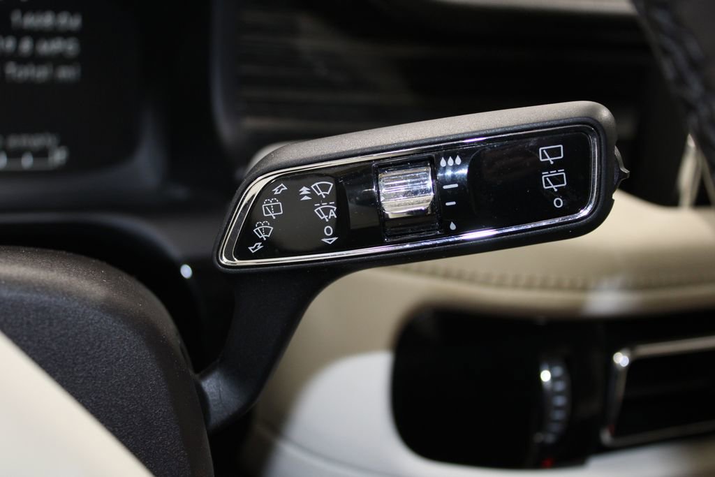 Used 2022 Lincoln Aviator Black Label w/ Dynamic Handling Package image 39