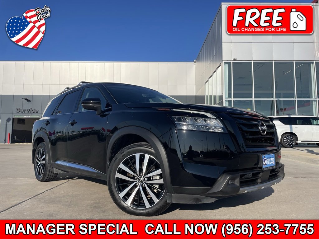Certified 2023 Nissan Pathfinder Platinum w/ Black Appearance Package