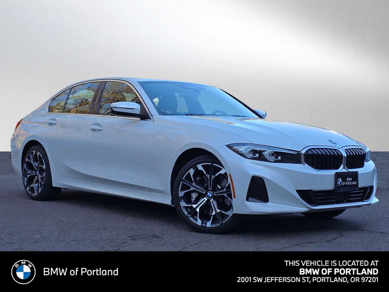 Used 2025 BMW 330i xDrive Sedan w/ M Sport Package image 1