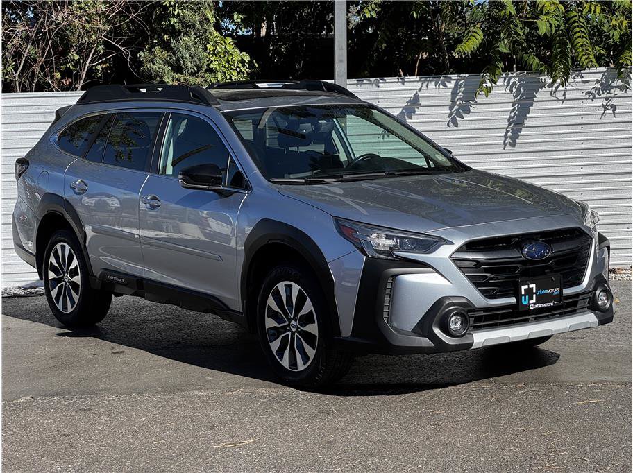 Used 2023 Subaru Outback Limited XT AWD/4WD image 6