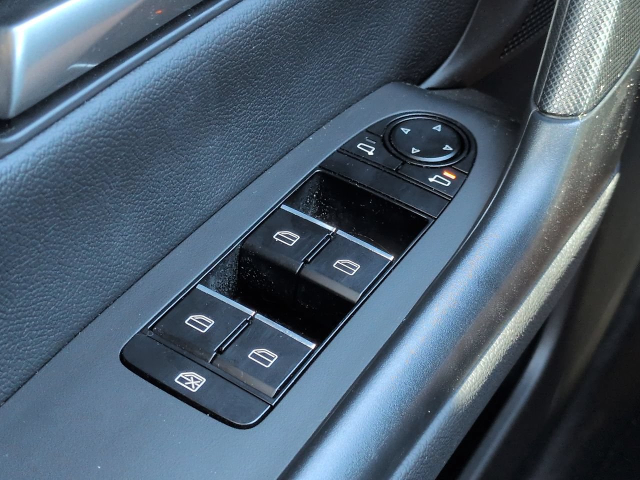 Used 2024 MAZDA CX-50 AWD 2.5 S w/ Cargo Package image 25