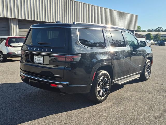 Used 2024 Jeep Wagoneer Series II w/ Flexible Seating Group RWD image 2