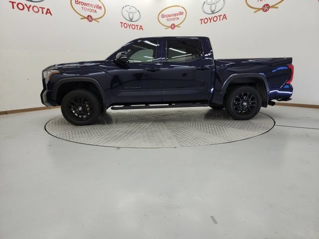 Used 2025 Toyota Tundra Limited AWD/4WD image 5