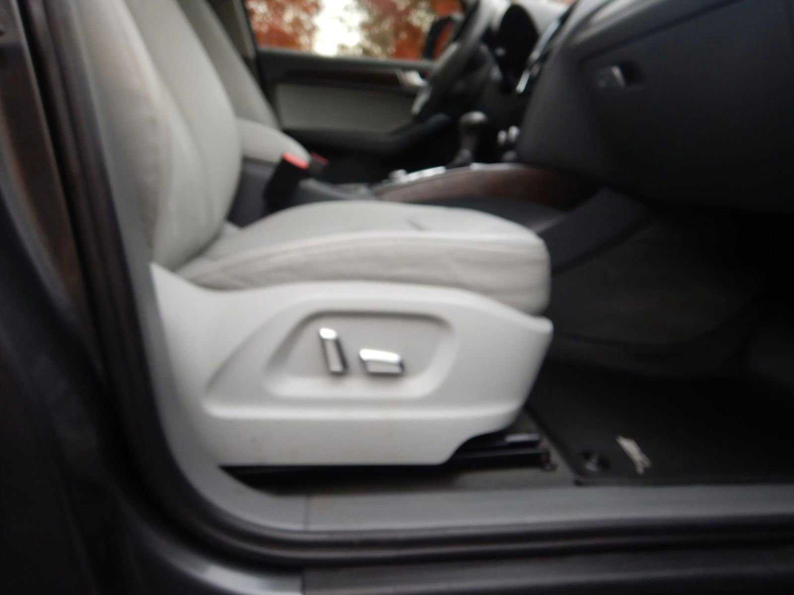 Used 2016 Audi Q5 2.0T Premium w/ Audi MMI Navigation Plus image 18