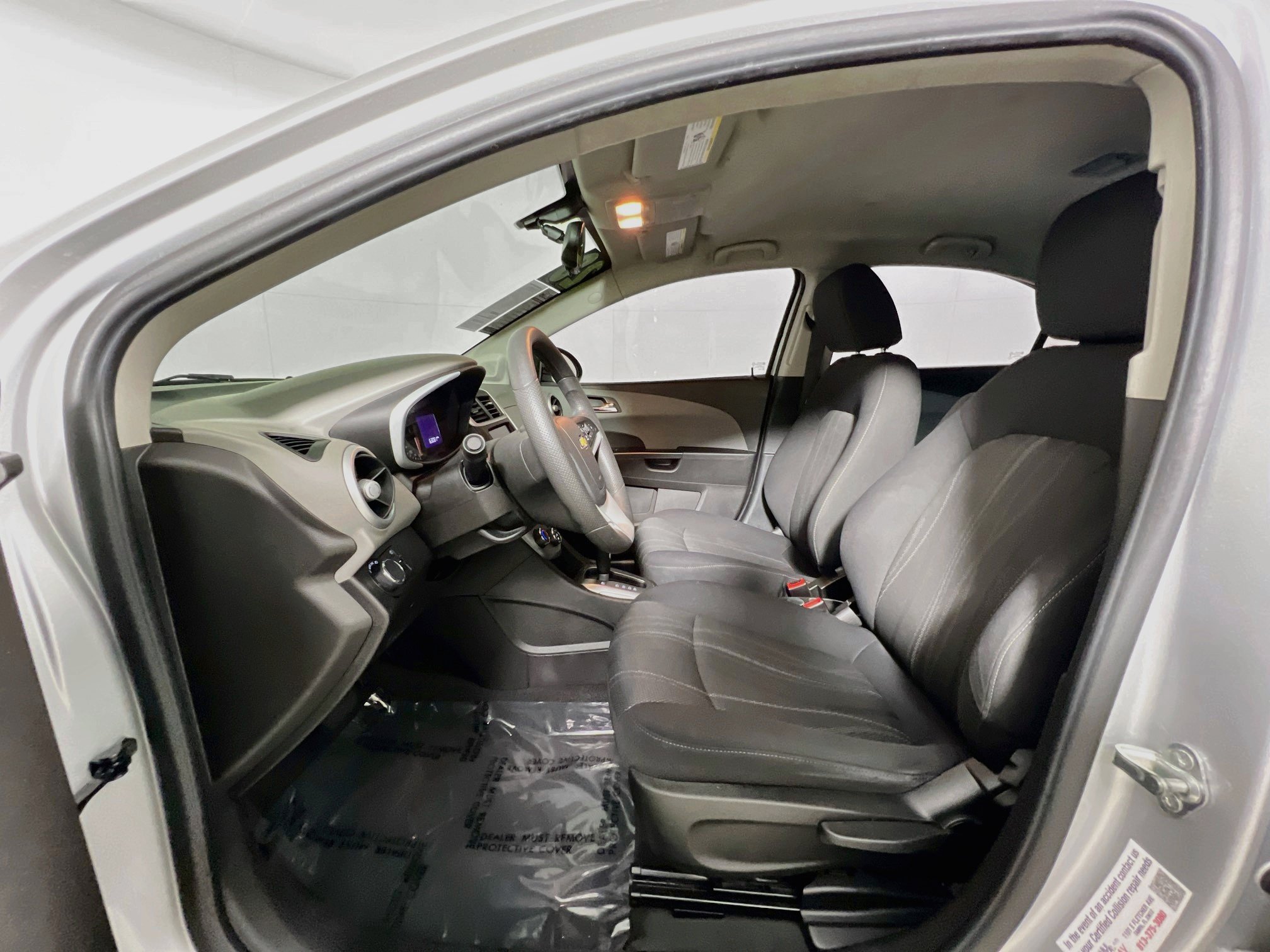 Used 2020 Chevrolet Sonic LT FWD image 15