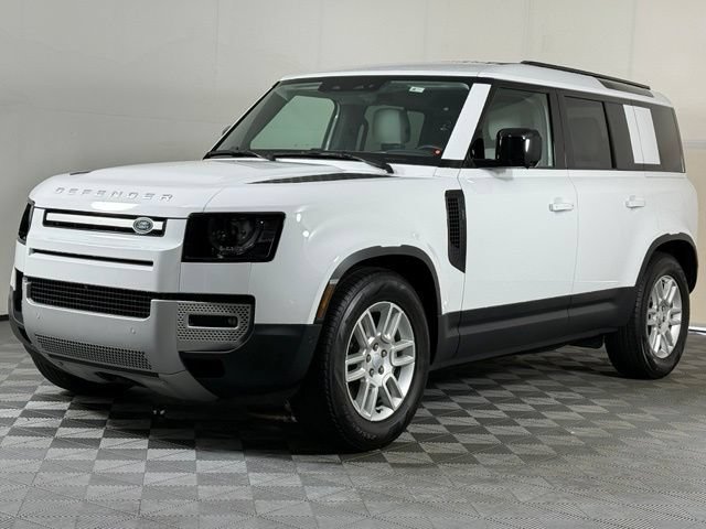 Used 2025 Land Rover Defender 110 S AWD/4WD image 2