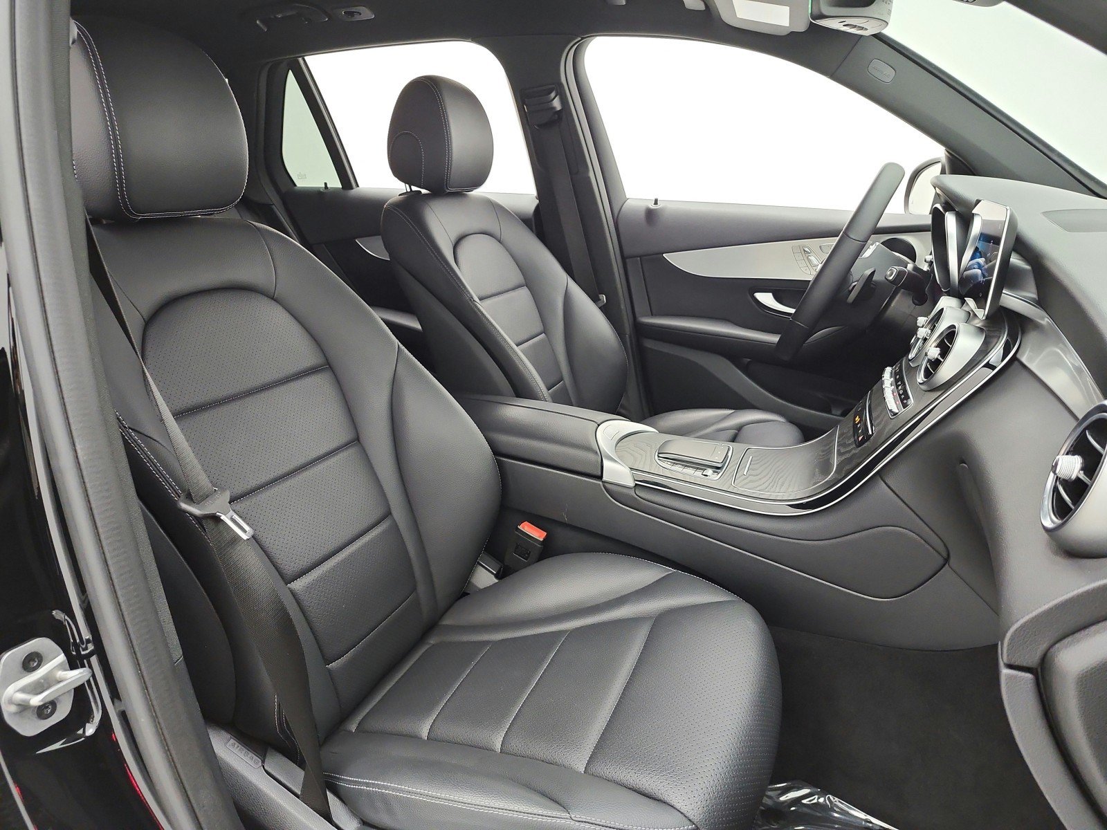 Used 2022 Mercedes-Benz GLC 300 image 19