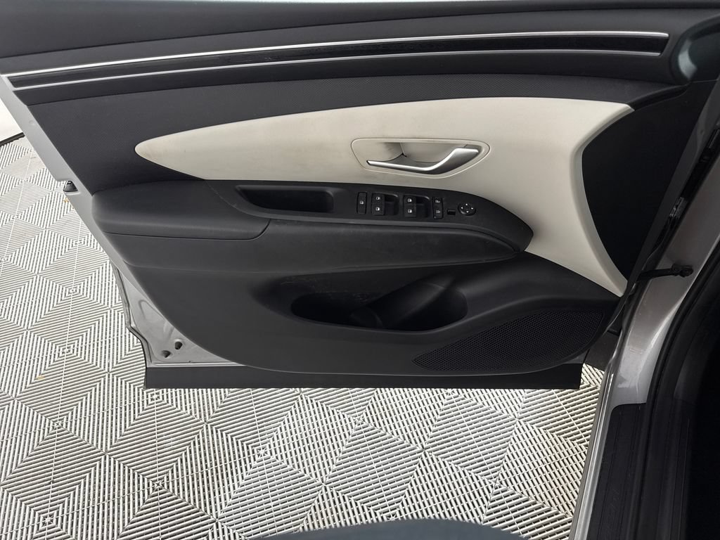 Certified 2024 Hyundai Tucson SEL AWD/4WD image 12