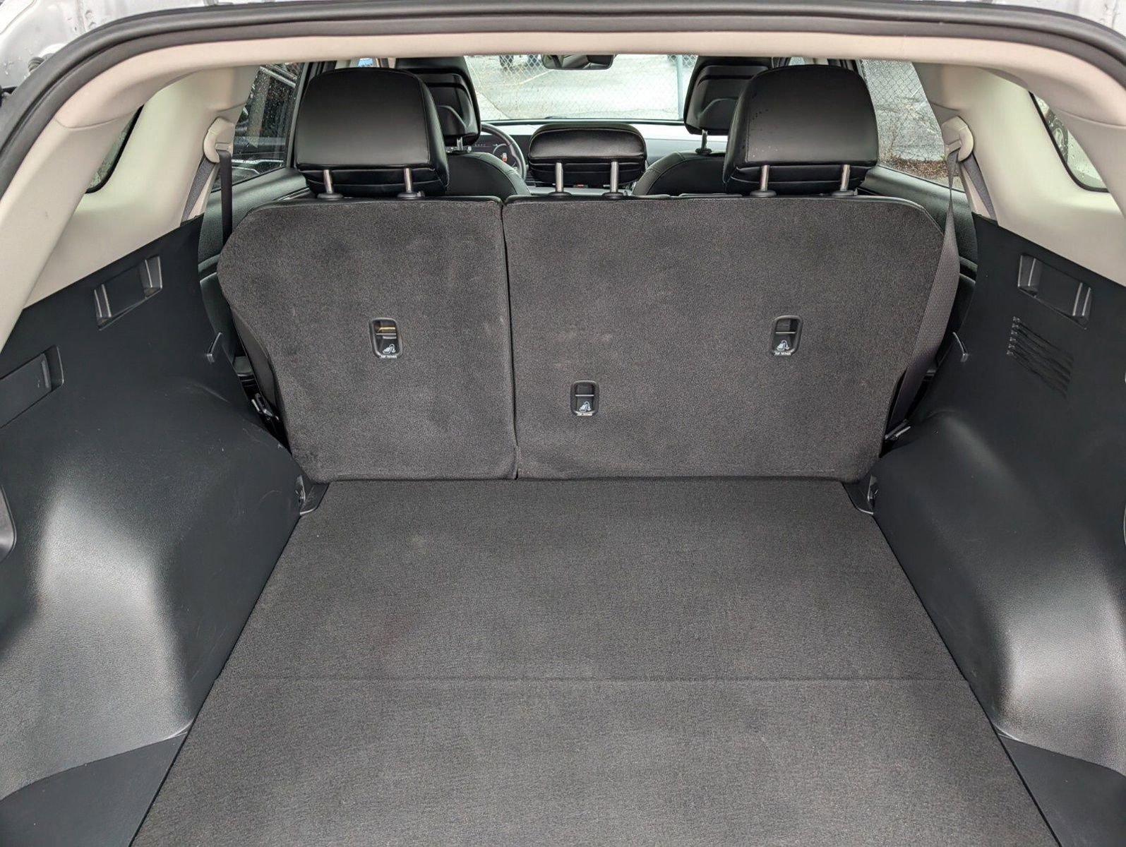 Used 2023 Kia Sportage SX image 22