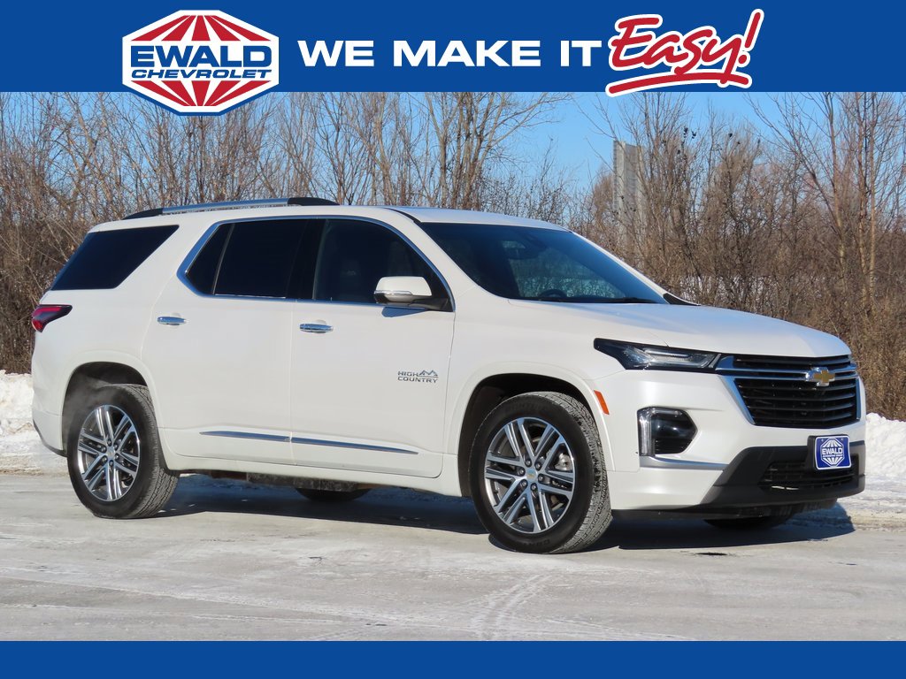 Certified 2022 Chevrolet Traverse High Country w/ LPO, Floor Liner Package image 1
