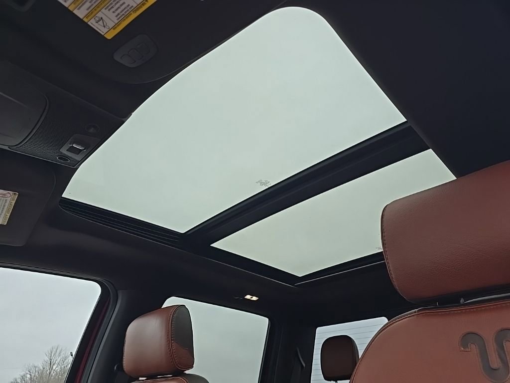 Used 2022 Ford F250 King Ranch w/ King Ranch Ultimate Package AWD/4WD image 26