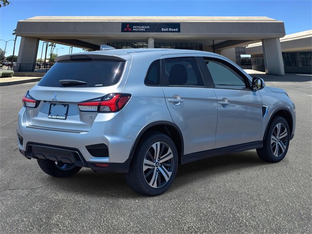 New 2025 Mitsubishi Outlander Sport SE image 3