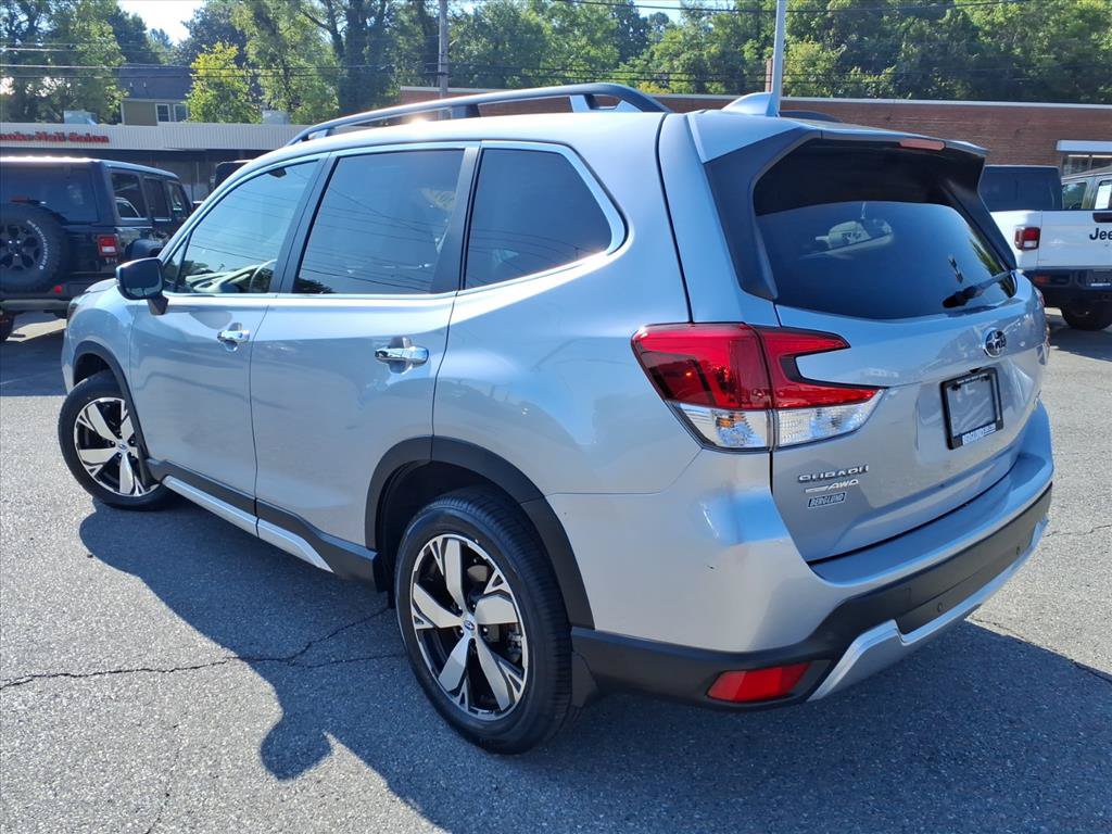 Used 2019 Subaru Forester Touring AWD/4WD image 6