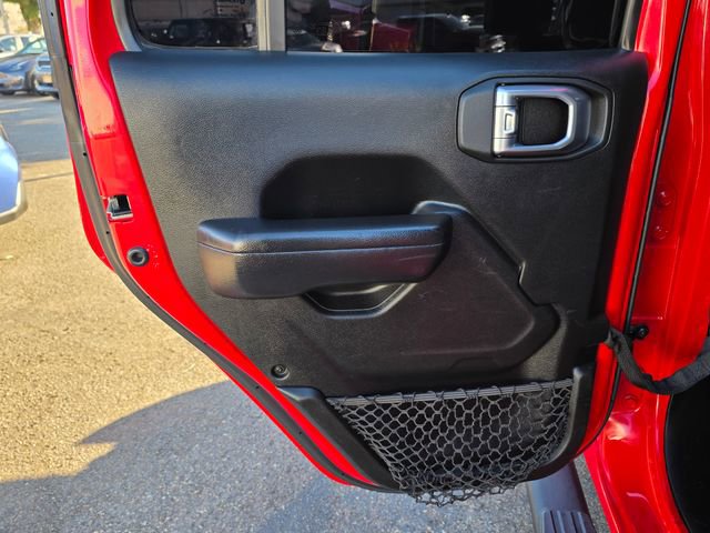 Used 2021 Jeep Gladiator Willys image 23