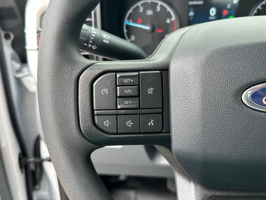 New 2026 Ford F250 XL AWD/4WD image 9