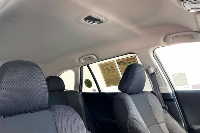 Used 2021 Subaru Outback Premium AWD/4WD image 25