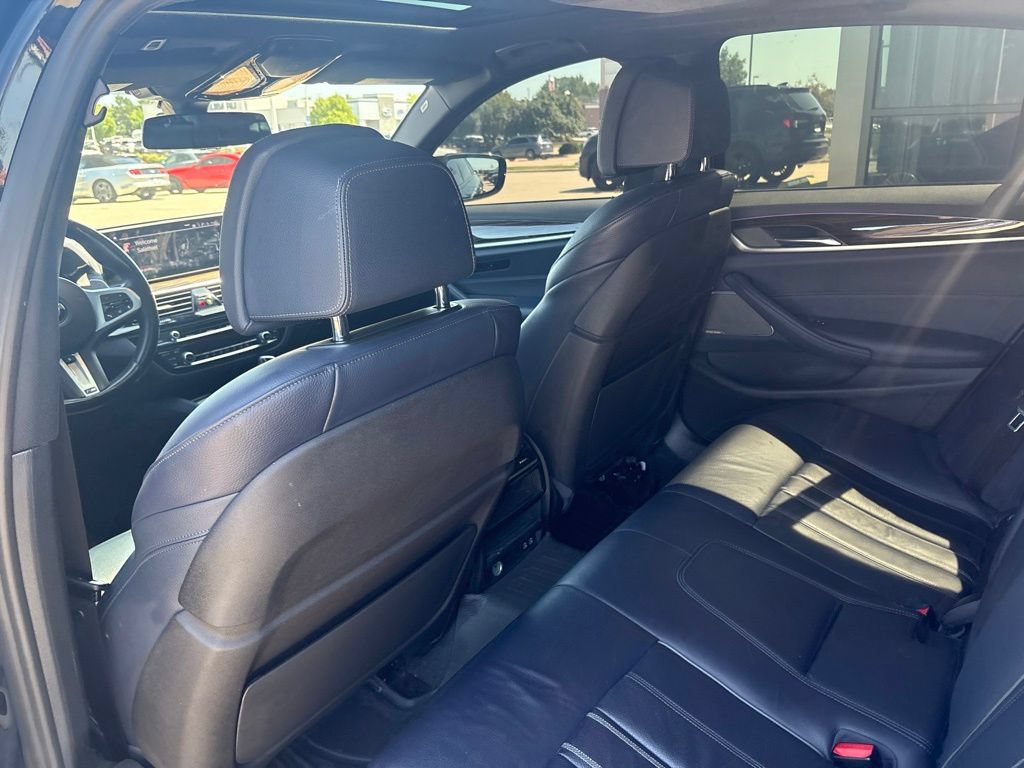 Used 2020 BMW M550i xDrive AWD/4WD image 38