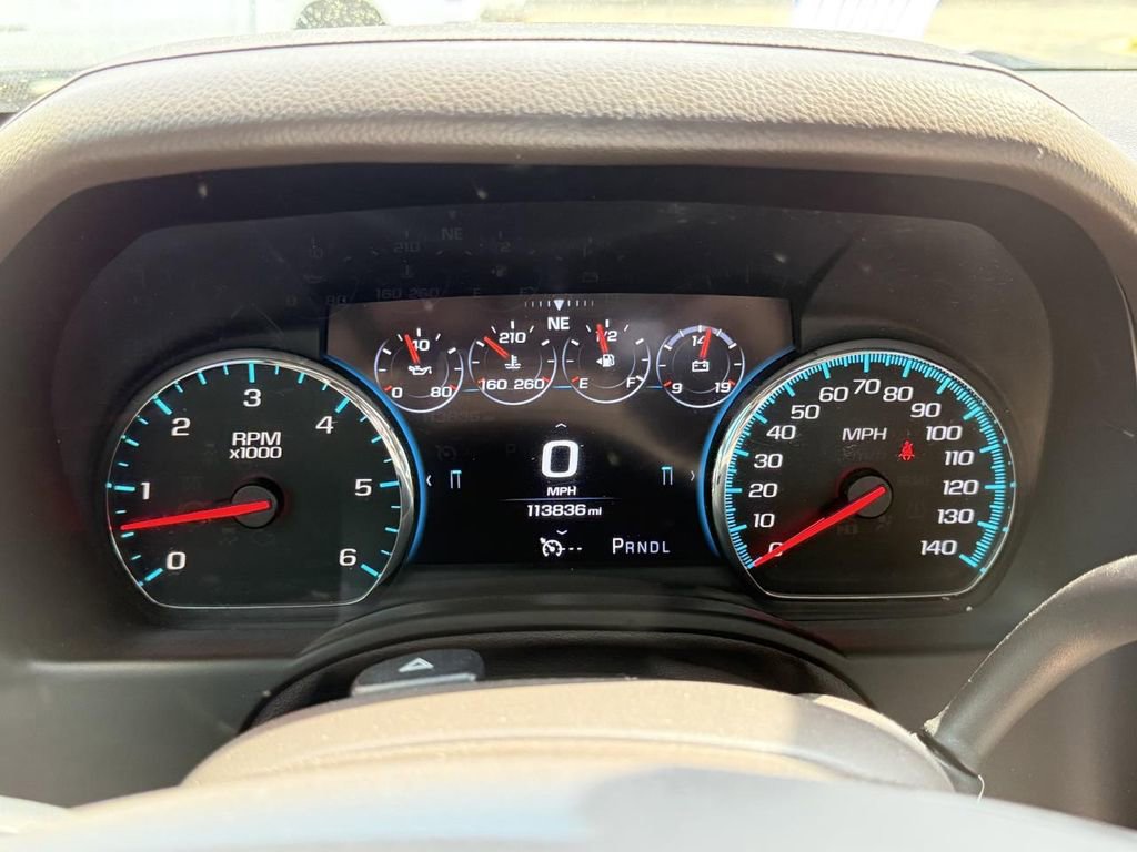 Used 2017 GMC Yukon SLT image 17