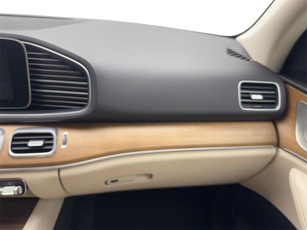 Used 2022 Mercedes-Benz GLE 350 w/ AMG Line Exterior image 55