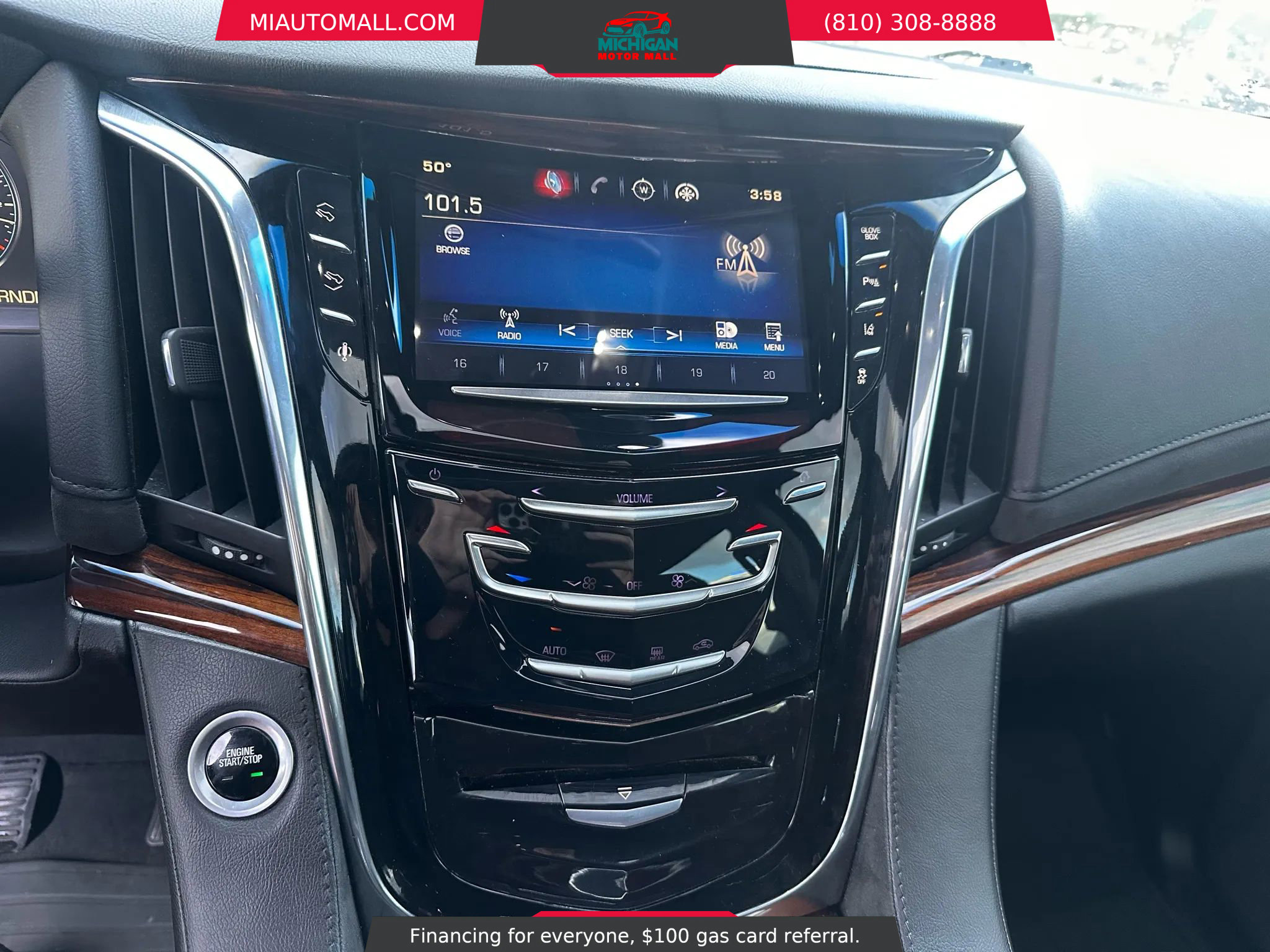 Used 2015 Cadillac Escalade Luxury image 20