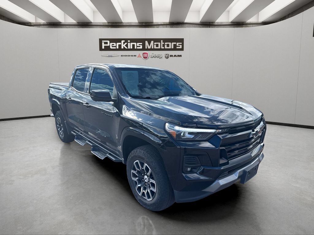 Used 2023 Chevrolet Colorado Z71 w/ Z71 Convenience Package 2 AWD/4WD image 6