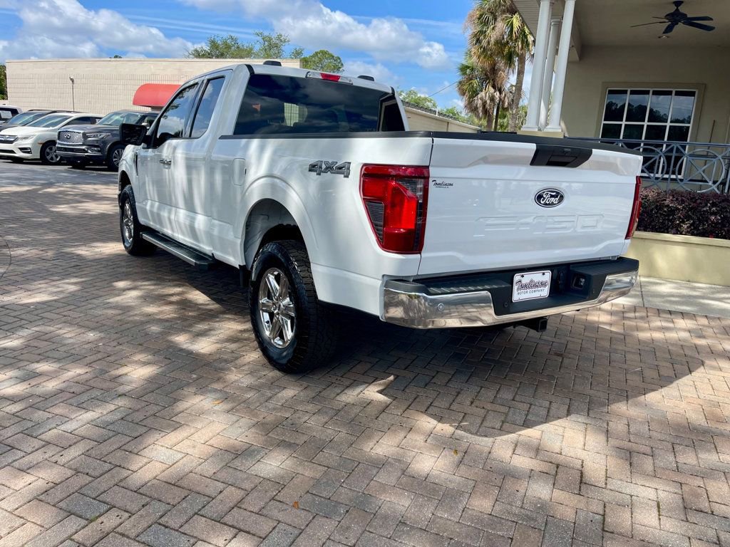 Used 2025 Ford F150 XLT w/ Equipment Group 301A Standard image 3
